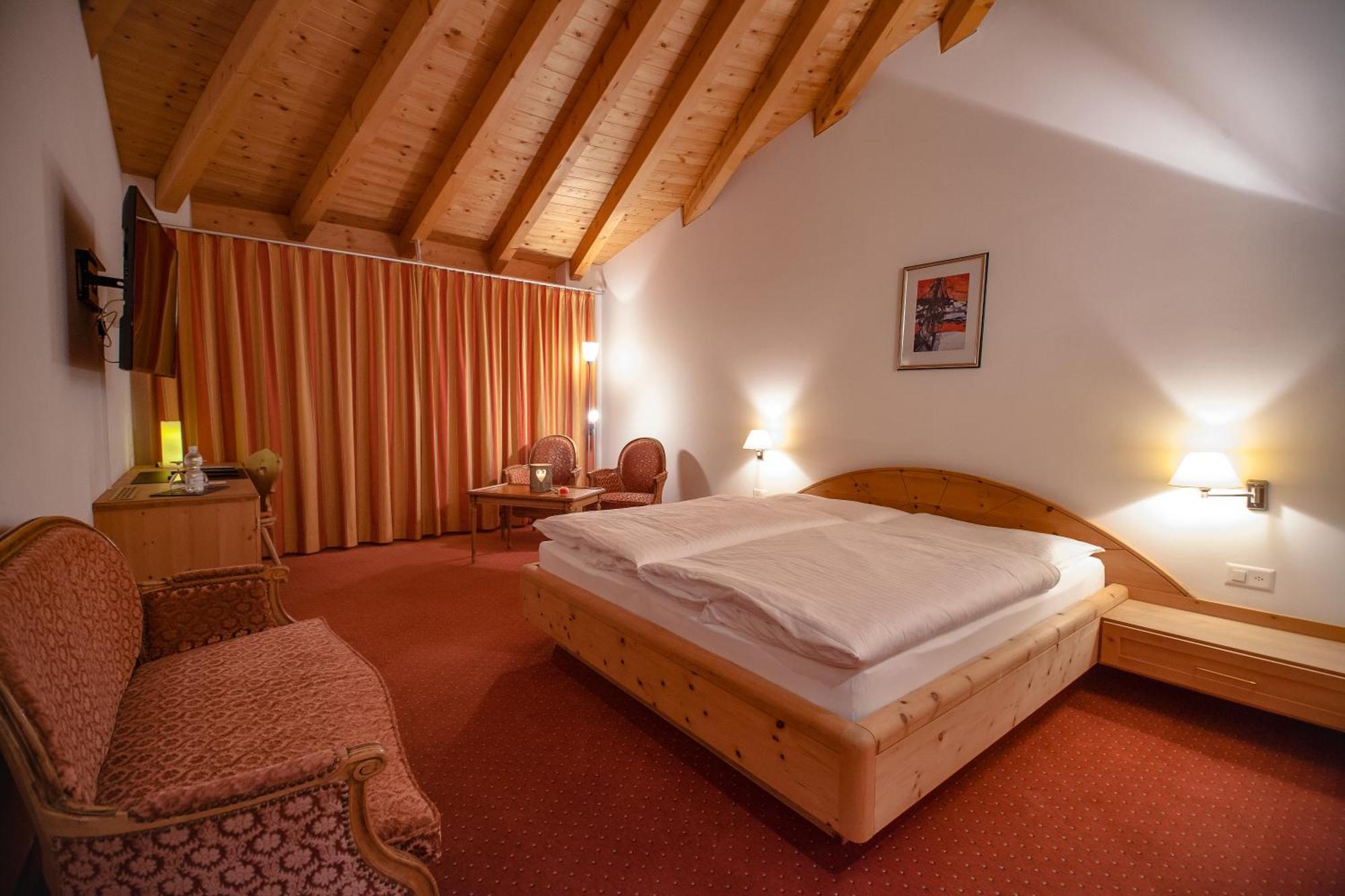 Wellnesshotel Liun B&B Müstair Dış mekan fotoğraf